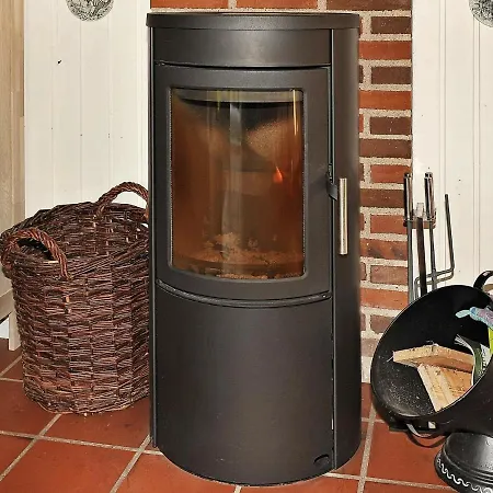 Holiday home Three-bedroom Holiday In Norre Nebel 16